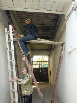 В домах коммунальной собственности Одессы проводятся плановые ремонтные работы