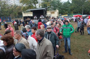 В Киевском районе прошла сельскохозяйственная ярмарка (фото)