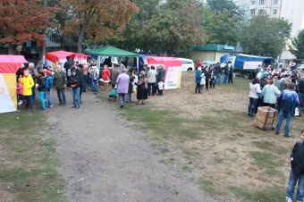 В Киевском районе прошла сельскохозяйственная ярмарка (фото)