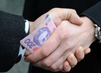 На взятке попался очередной "спасатель"