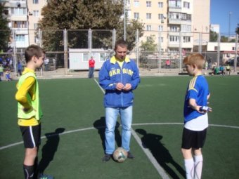 Одесские школьники приняли участие в футбольном турнире (фото)