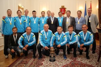 Одесские ветераны футбола стали чемпионами Европейских игр мастеров (фото)