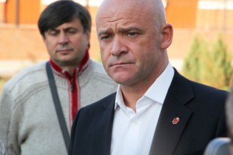 Геннадий Труханов провел рабочее совещание по сдаче в эксплуатацию новых корпусов инфекционной больницы (фото)