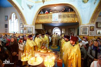Митрополит Агафангел совершил освящение Свято-Покровского храма пгт.Сарата Одесской области (фото)