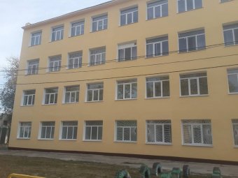 В одесской школе №120 завершены работы по утеплению фасада (фото)