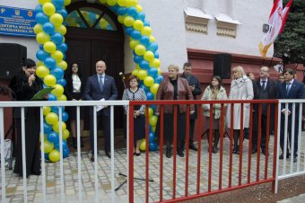 В Малиновском районе после реконструкции открылась детская поликлиника №7 (фото)