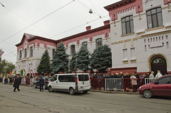 В Малиновском районе после реконструкции открылась детская поликлиника №7 (фото)