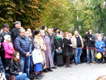 Фрагменты одесской жизни: В Горсаду открыт «памятник времени»