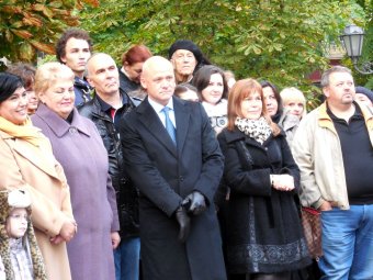 Фрагменты одесской жизни: В Горсаду открыт «памятник времени»