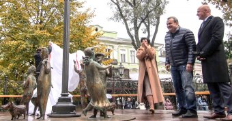 Фрагменты одесской жизни: В Горсаду открыт «памятник времени»