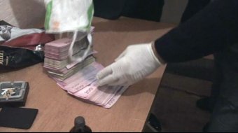На взятке в 200 тысяч гривен взяли двух милиционеров (фото, видео)