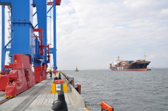 Подрядчик возобновил работы по проекту «Строительство контейнерного терминала на Карантинном молу Одесского порта»