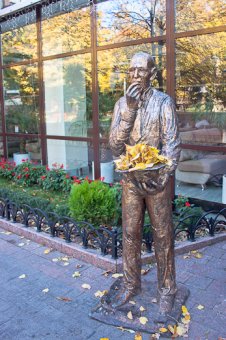 Один день из жизни одесского Горзелентреста (фото)
