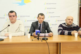Олег Прохоров: Инвалидам – среду комфортную и безбарьерную