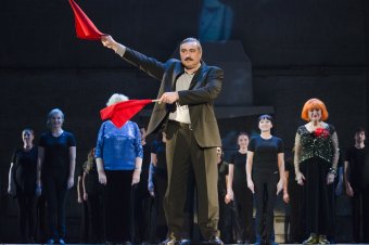 Украинский театр отметил 90-летний юбилей (фото)