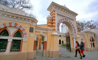 В Одессе отремонтировали две железобетонные лестницы, ведущие к пляжам «Отрада» и «Ланжерон» (фото)