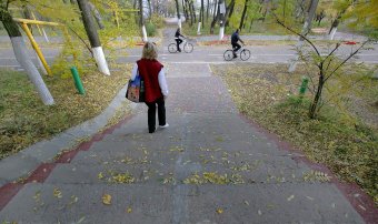 В Одессе отремонтировали две железобетонные лестницы, ведущие к пляжам «Отрада» и «Ланжерон» (фото)