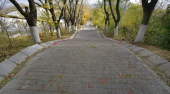 В Одессе отремонтировали две железобетонные лестницы, ведущие к пляжам «Отрада» и «Ланжерон» (фото)