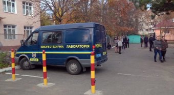 Опять Киевский суд "минировали", второй день подряд (фото, видео)
