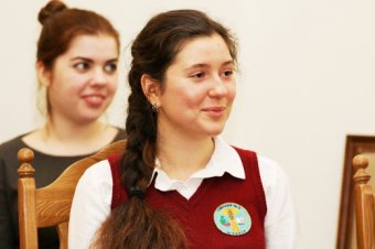 Мэр Одессы Геннадий Труханов вручил стипендии лучшим студентам и школьникам города
