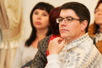 Мэр Одессы Геннадий Труханов вручил стипендии лучшим студентам и школьникам города