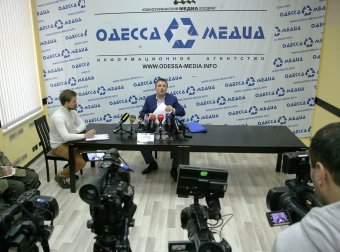 Народный депутат: Команда Саакашвили присвоила себе авто для правоохранителей