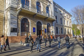 В Одессе появилась мемориальная доска в память о философе Авенире Уёмове