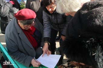 Одесская епархия оказала гуманитарную помощь инвалидам-колясочникам и нуждающимся одесситам (фото)