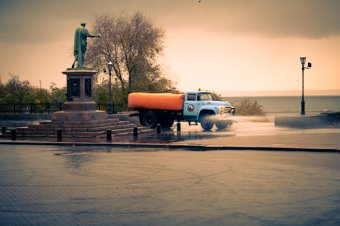Будни Одесского КП «Городские дороги» через объектив фотокамеры (фото)