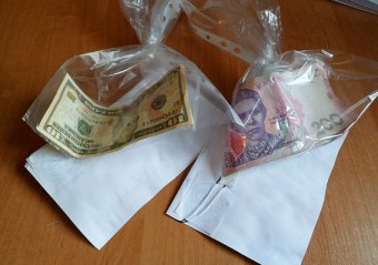 В Котовске задержали злостного валютного "менялу" за 10 долларов