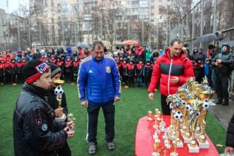 Награждение призеров и участников «Третьего осеннего кубка Суворовского района по футболу среди детских команд – 2015» (фото)