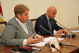 Геннадий Труханов: Необходимо поддерживать и развивать детские дома семейного типа (фото)