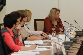Геннадий Труханов: Необходимо поддерживать и развивать детские дома семейного типа (фото)