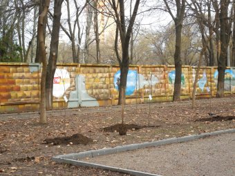 В сквере Героической обороны Одессы появилась Аллея лицеистов (фото)