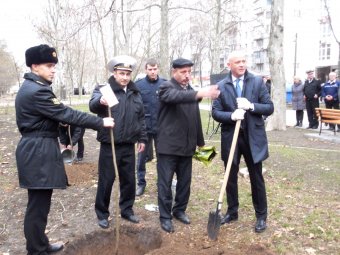 В сквере Героической обороны Одессы появилась Аллея лицеистов (фото)