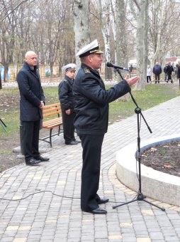 В сквере Героической обороны Одессы появилась Аллея лицеистов (фото)