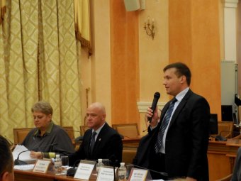 Геннадий Труханов: Город уделяет повышенное внимание одесситам с недостатками развития (фото)