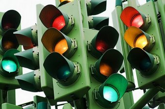 Вниманию автолюбителей! Сегодня отключен светофор на перекрестке Канатной и Пантелеймоновской