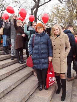 Грандиозный флешмоб на Потемкинской лестнице ко Дню борьбы со СПИД (фото)