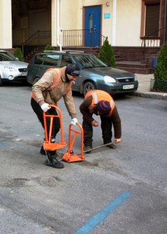 Власти Одессы отчитывается о демонтаже незаконно установленных юнипаркеров
