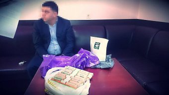 На взятке сотрудники СБУ "взяли" крупных чиновников от Минобороны (фото)