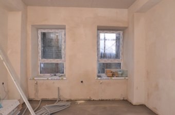 Власти Одессы отчитываются о капитальном ремонте домов коммунальной собственности (фото)