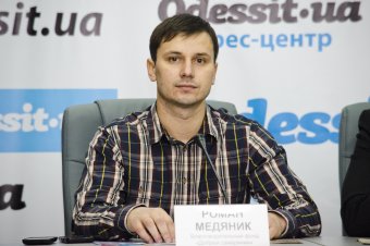 В Одессе проходит рождественская акция "Собери подарок сироте"