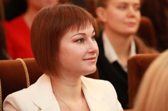 Геннадий Труханов поздравил сотрудников Центра админуслуг с Днем местного самоуправления (фото)