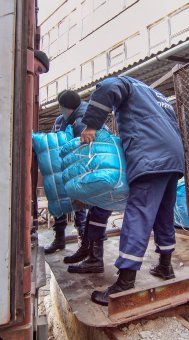 В Одессу прибыло около 14 тонн гуманитарной помощи из Латвии (фото)