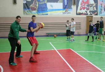 Мастер-класс для юных баскетболистов Одессы провели чемпионы Украины (фото)