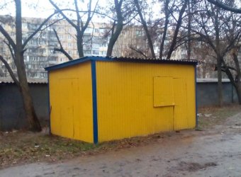 В Одессе демонтированы еще два незаконных торговых объекта (фото)