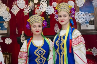 В Одессе открылась 5-я дипломатическая рождественская ярмарка (фото)