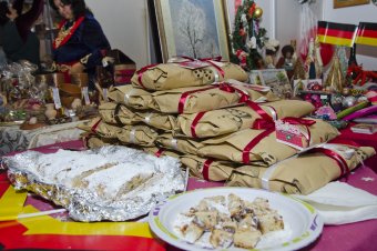 В Одессе открылась 5-я дипломатическая рождественская ярмарка (фото)