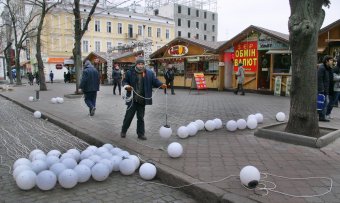Одесса преображается к Новогодним праздникам (фото)